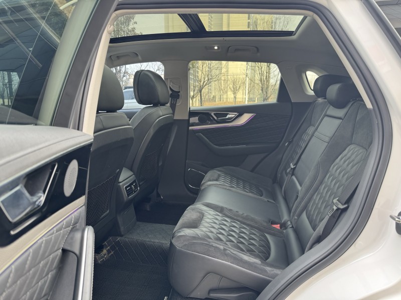 济宁20年红旗HS56