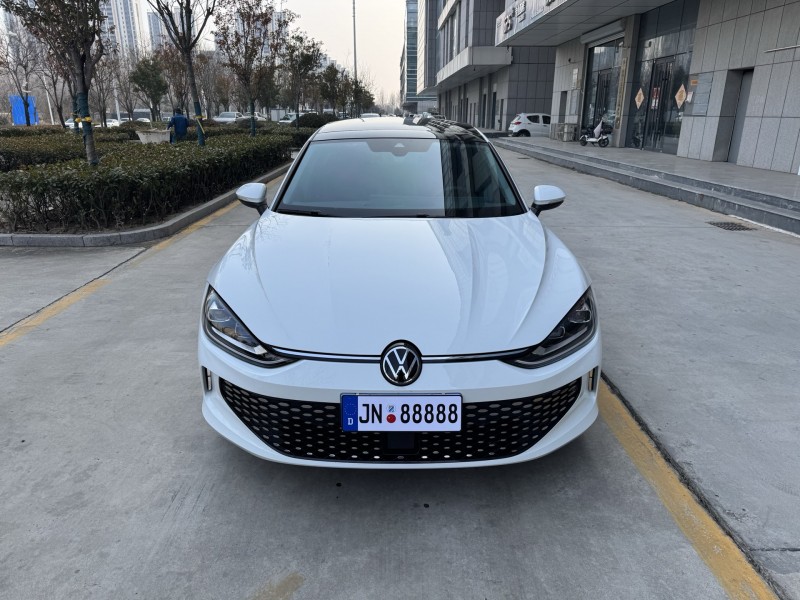 济宁24年大众凌渡1