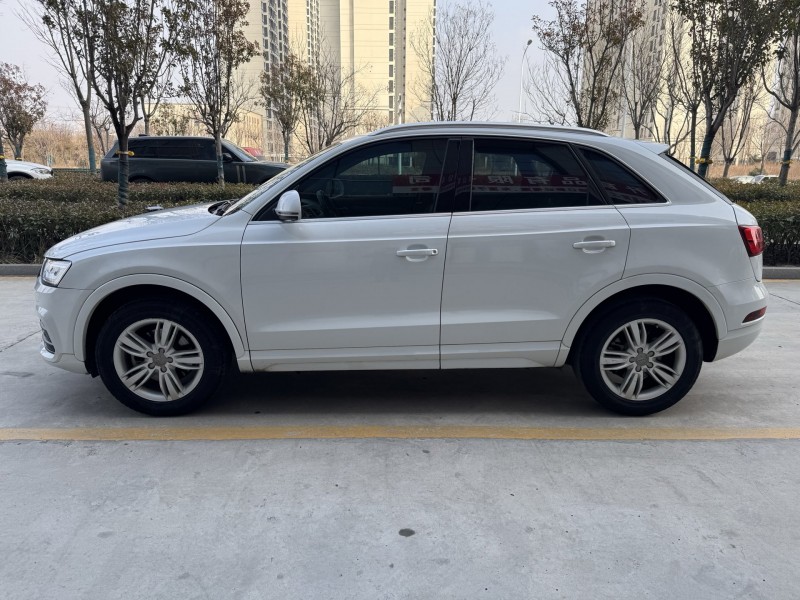 济宁18年奥迪Q38