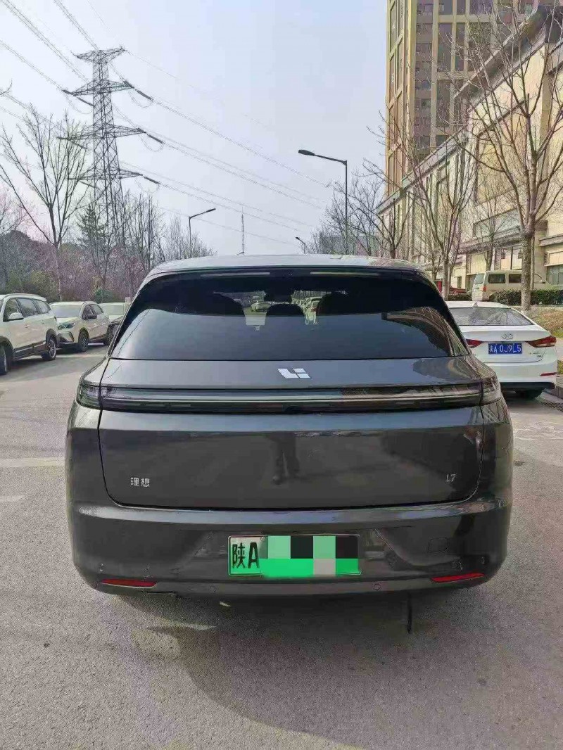 汉中23年理想L79