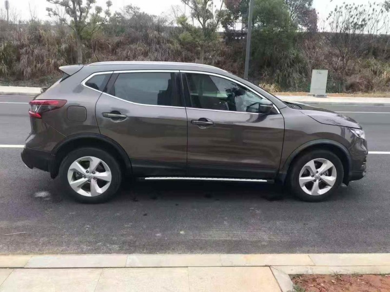 苏州19年日产逍客3