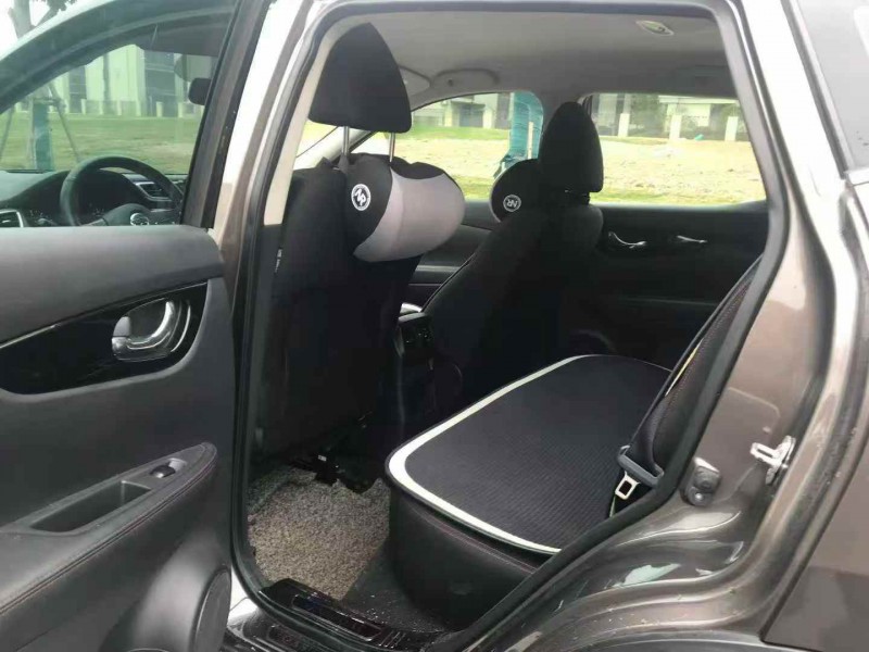 苏州19年日产逍客6