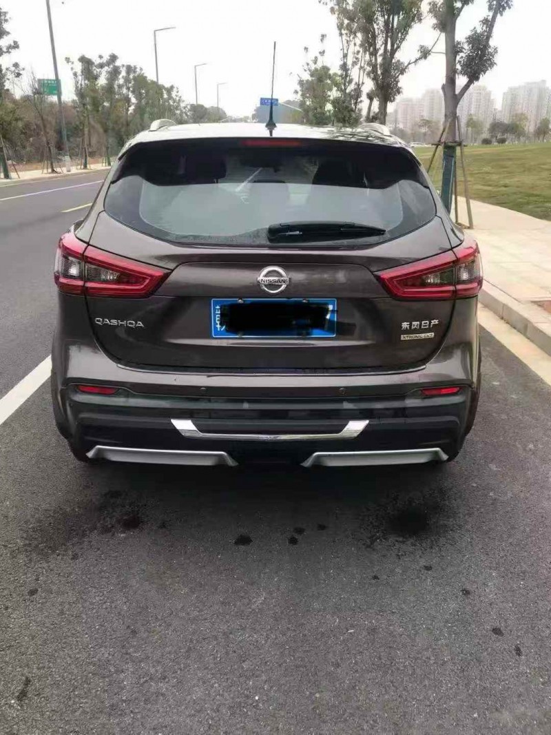 苏州19年日产逍客8