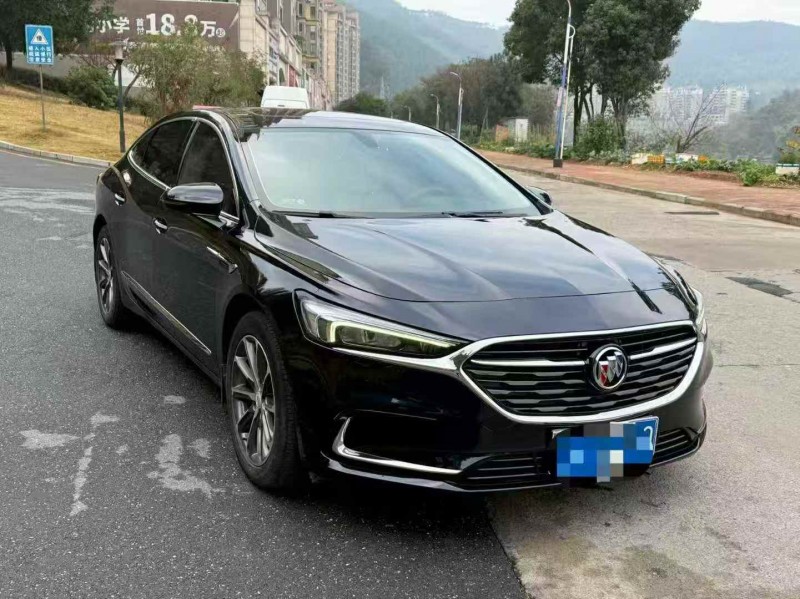 三明20年别克君越2