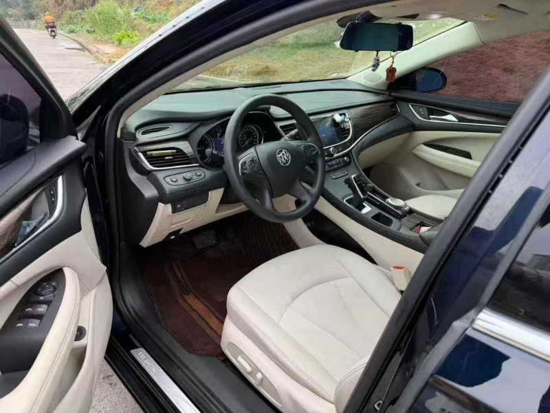 三明20年别克君越4