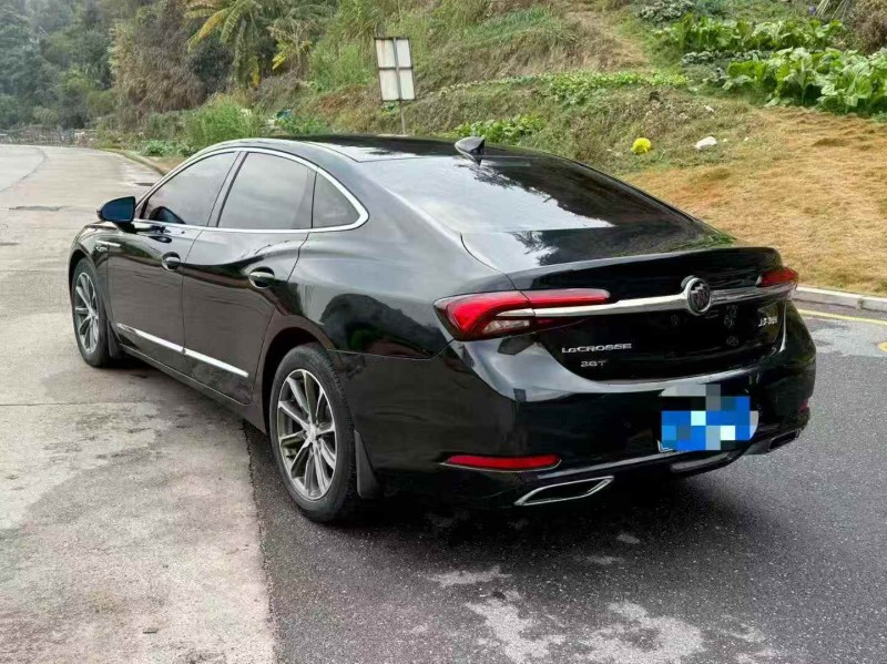 三明20年别克君越7