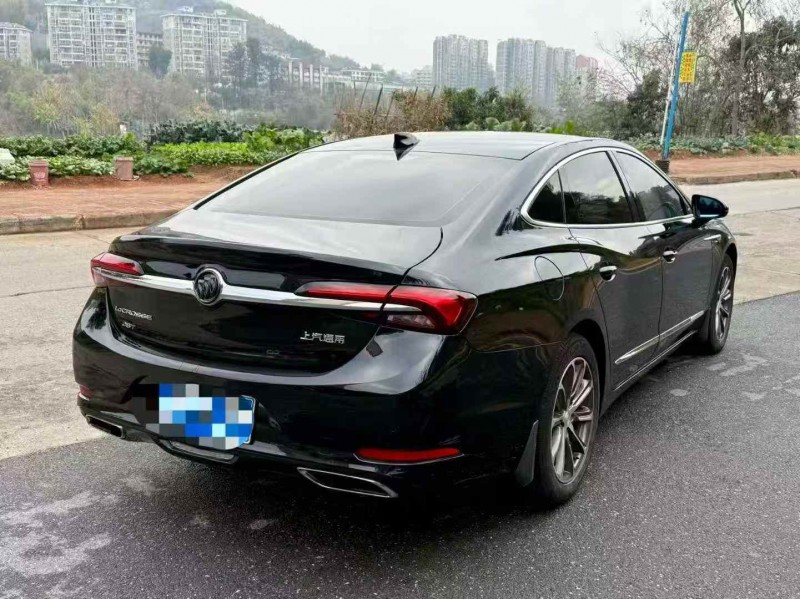 三明20年别克君越8