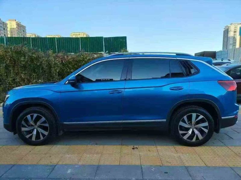 临沧19年大众探岳2