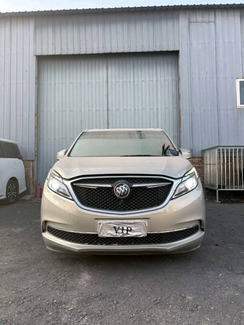 太原18年别克GL81