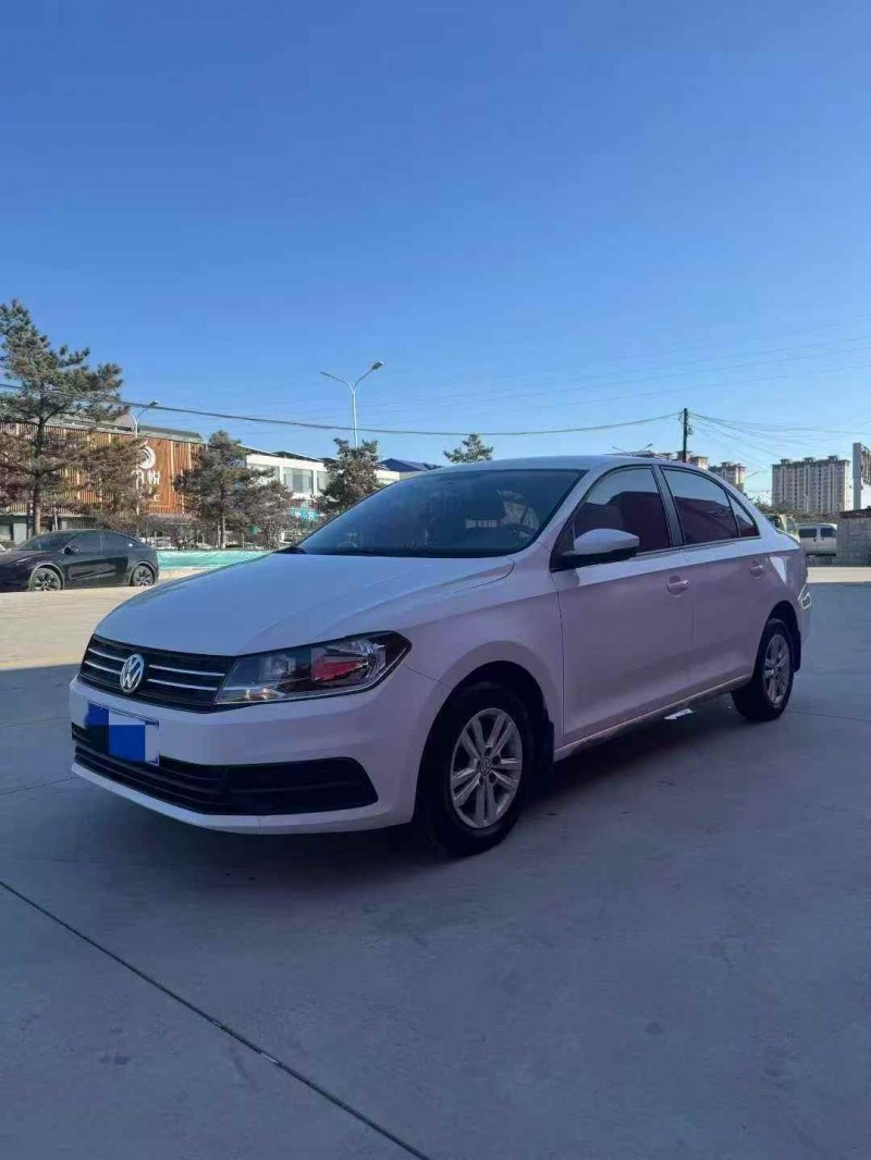 邯郸22年大众桑塔纳2