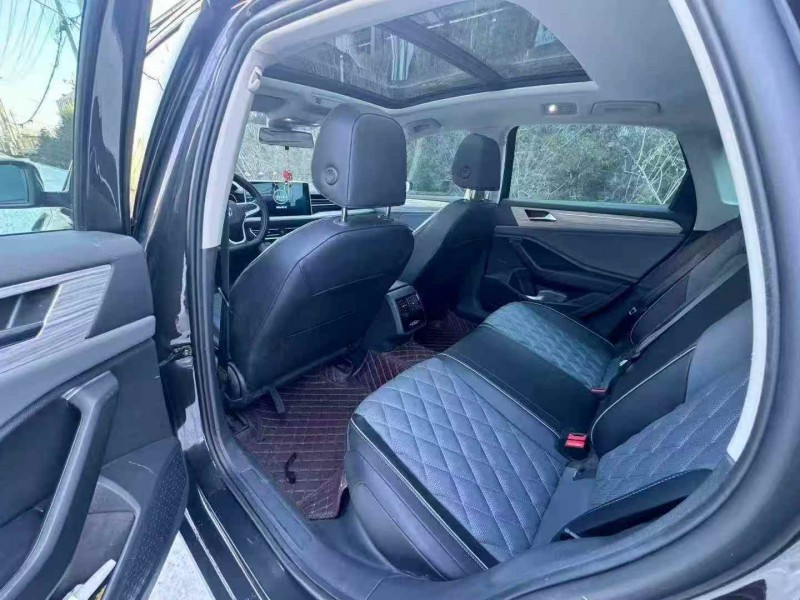 济宁24年大众速腾5