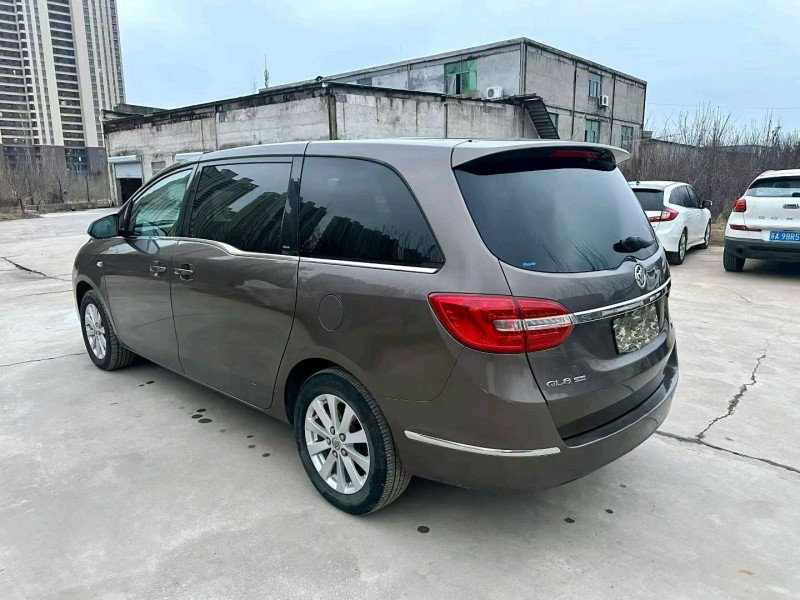 临沂17年别克GL85