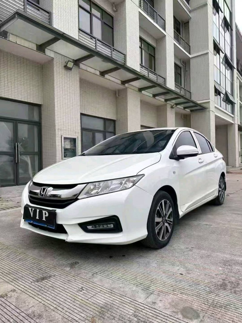 南宁18年本田锋范3