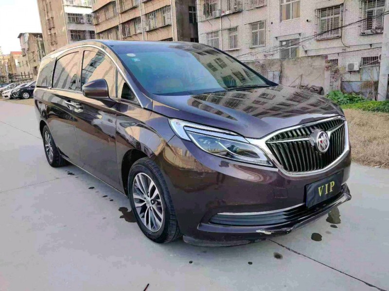 襄阳17年别克GL82