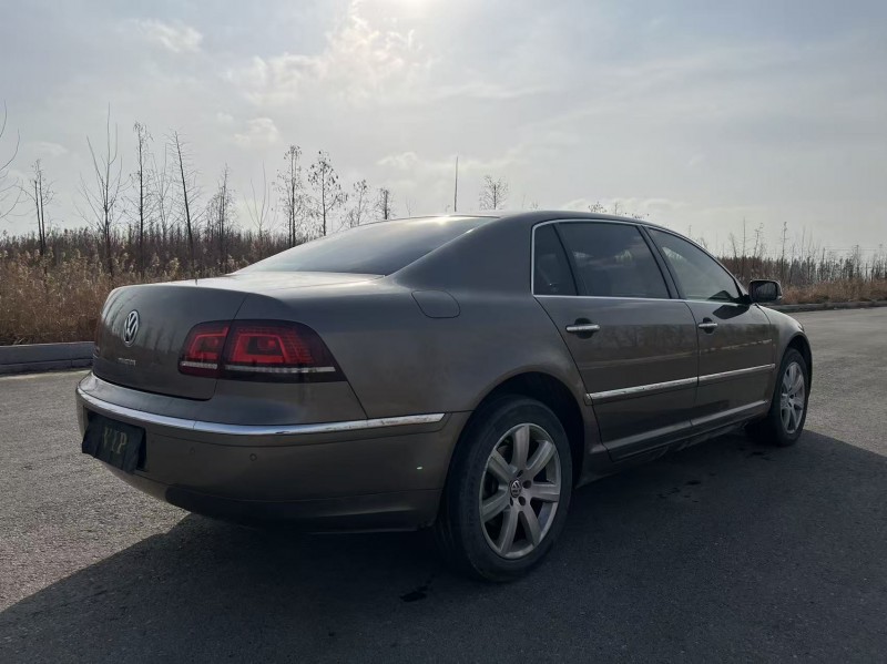 盐城18年大众辉腾9