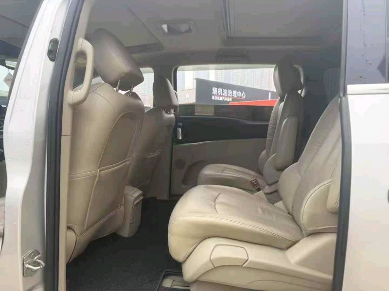 武汉16年别克GL88