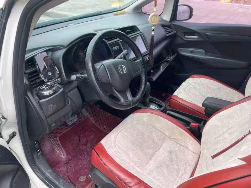 鹤壁18年本田飞度9