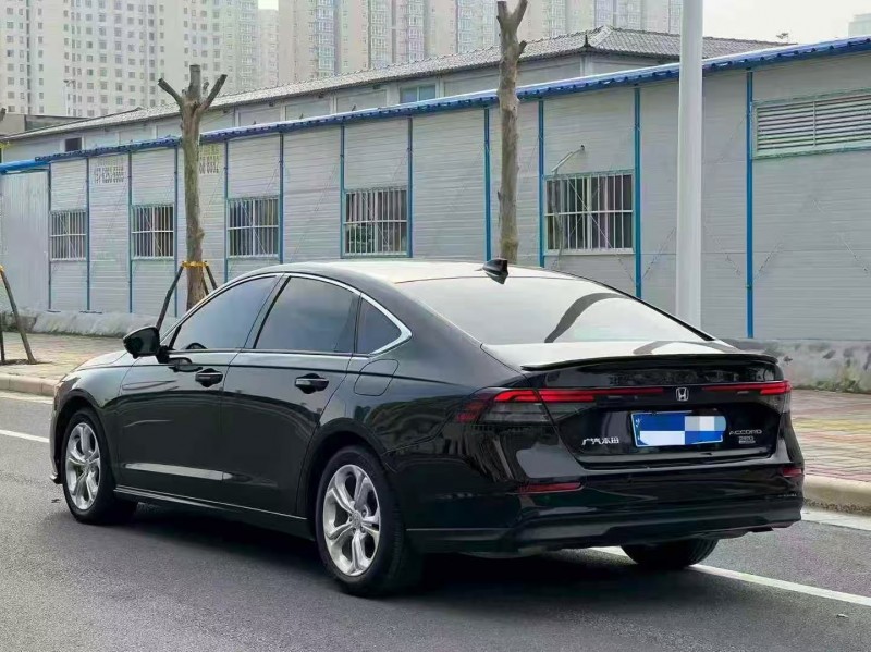 郑州23年本田雅阁8