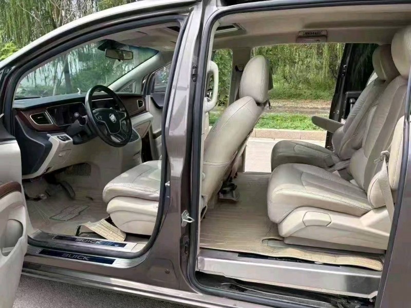 枣庄16年别克GL86