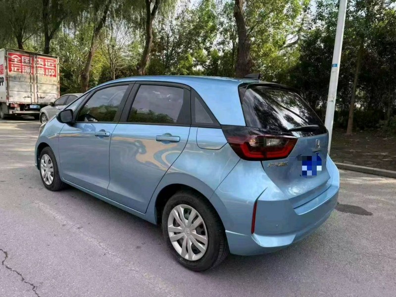 济宁21年本田飞度6
