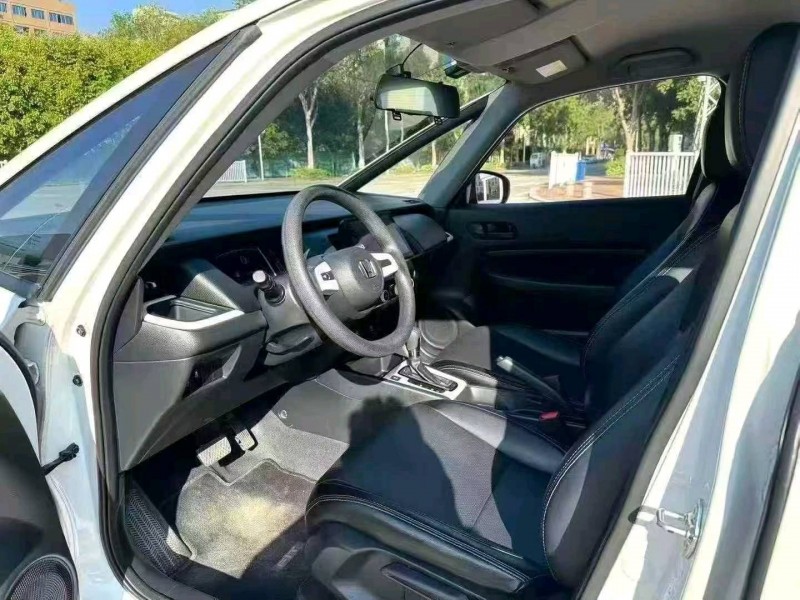 福州23年本田飞度8