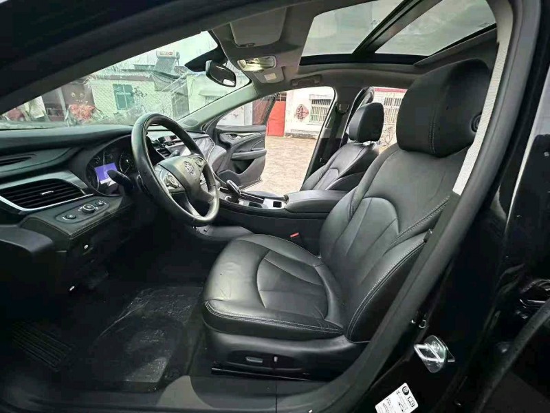 徐州22年别克君越7