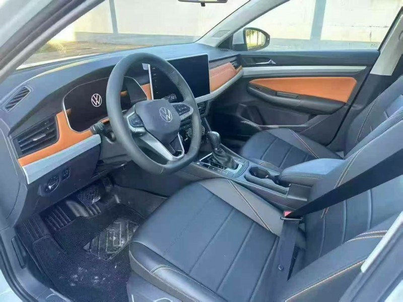 郑州25年大众宝来5