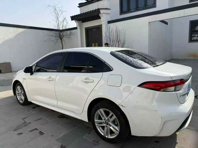 济南21年丰田雷凌8