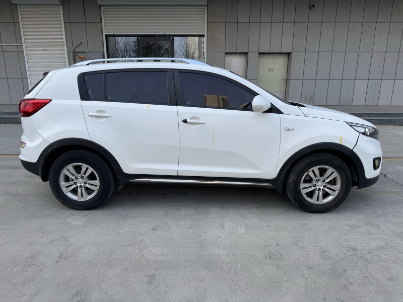 济宁16年起亚智跑8