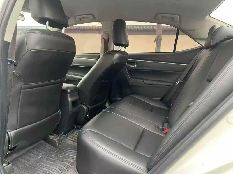 郑州17年丰田卡罗拉4