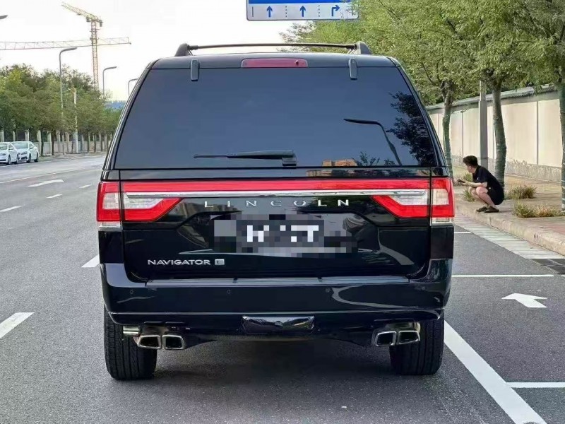 郑州16年林肯领航员9