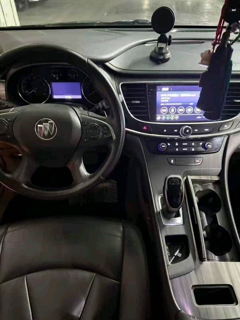 常州20年别克君越8