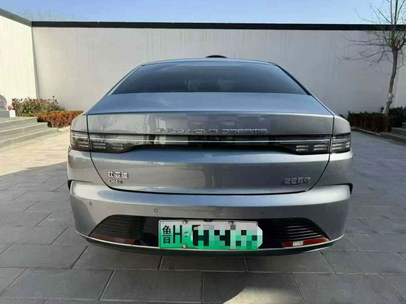 济南24年比亚迪驱逐舰9