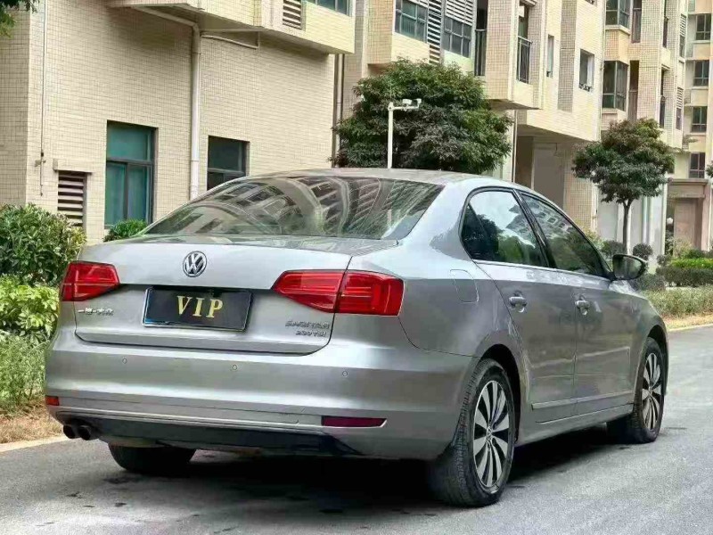 湛江17年大众速腾6