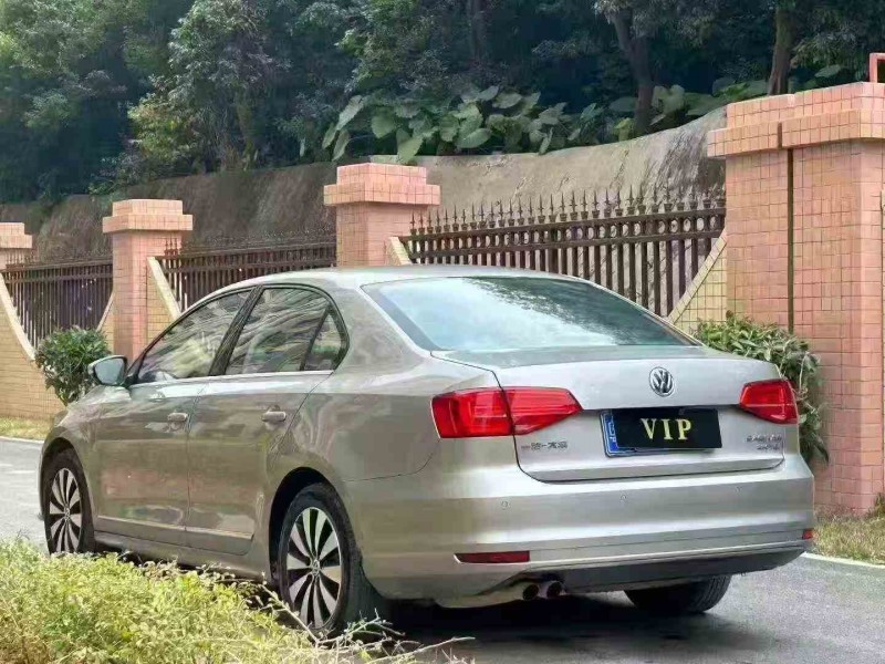 湛江17年大众速腾7