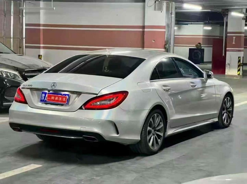 郑州15年奔驰CLS3