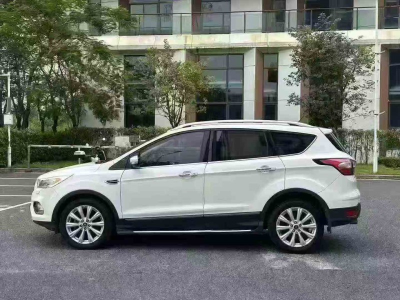 广州18年福特翼虎4