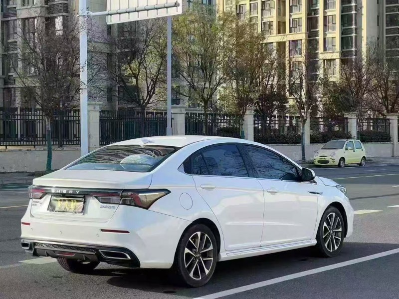 郑州22年奇瑞艾瑞泽8