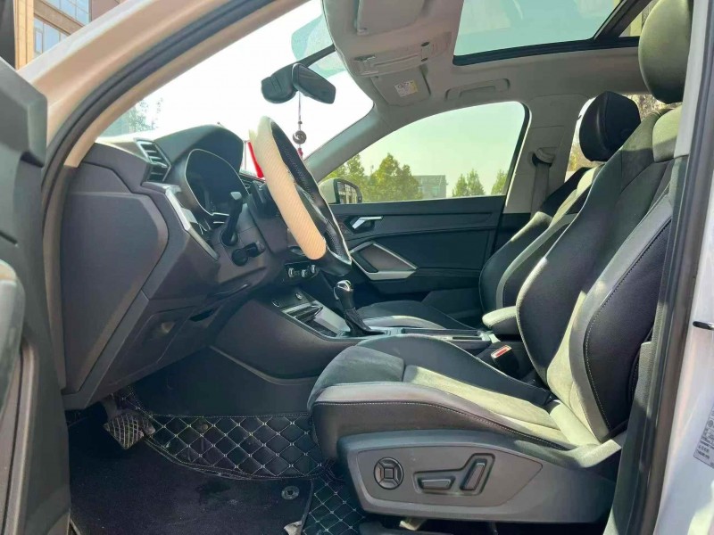 郑州22年奥迪Q38