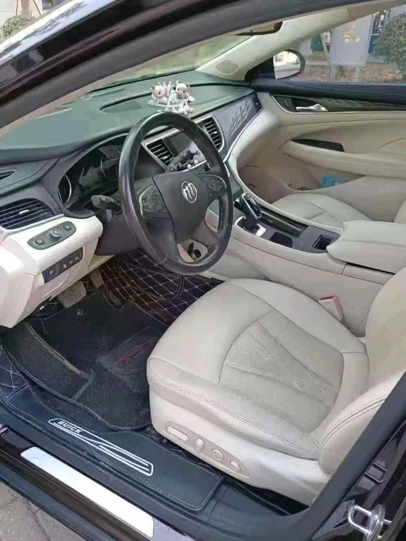 苏州20年别克君越9