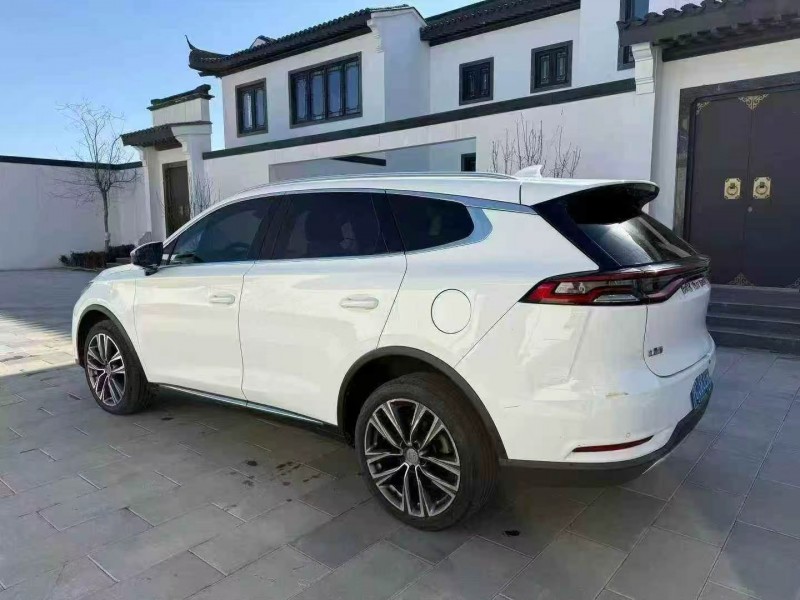 济南19年比亚迪唐8