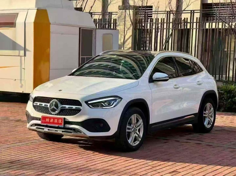 郑州23年奔驰GLA9