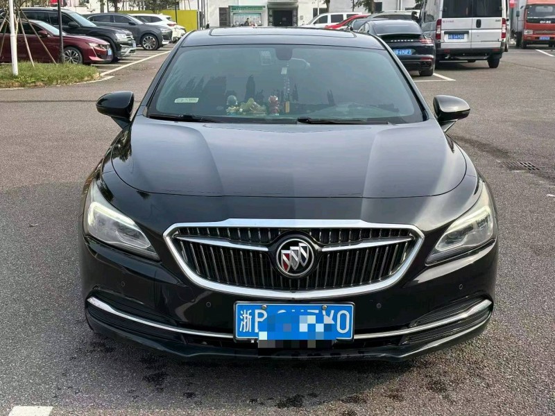 嘉兴19年别克君越1