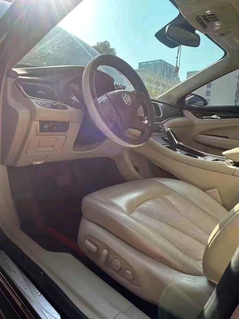 蚌埠19年别克君越9