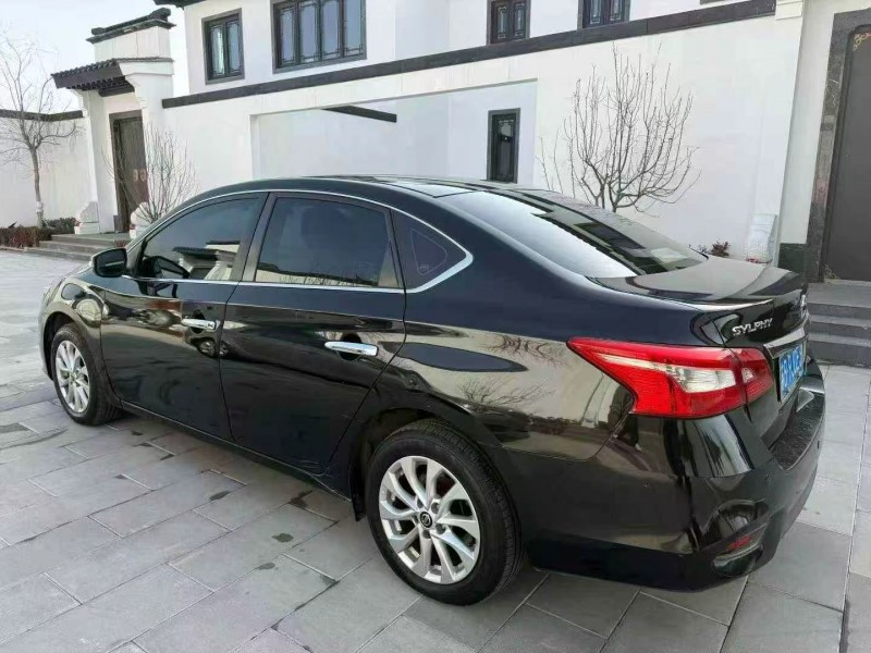 济南19年日产轩逸8