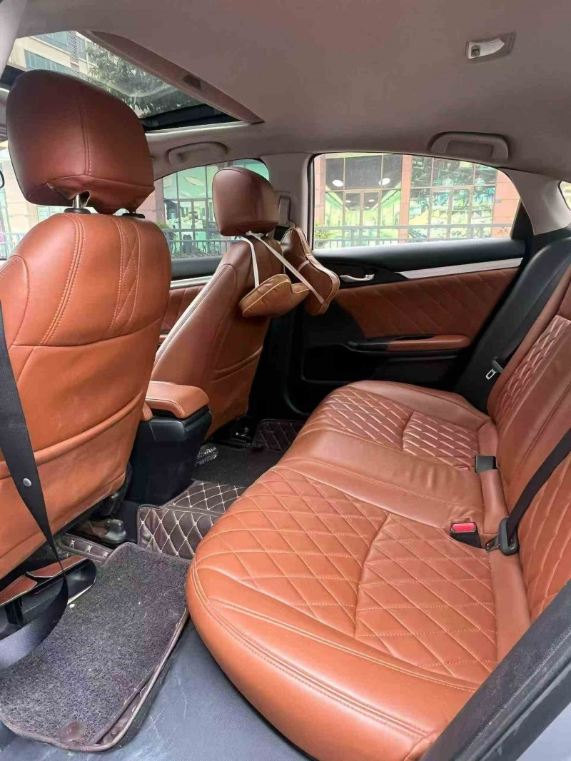 汕头18年本田思域6