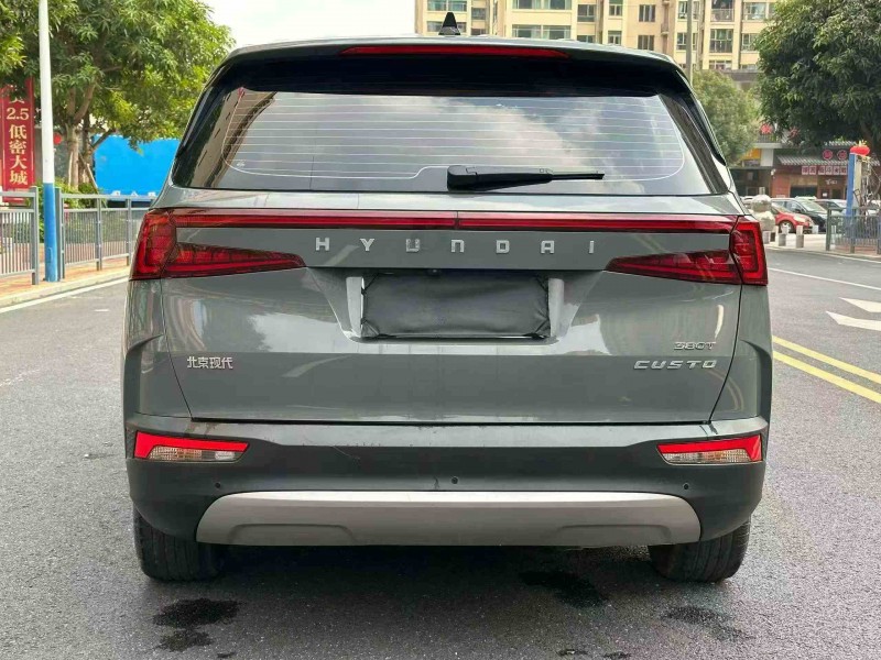 汕头23年现代库斯图7