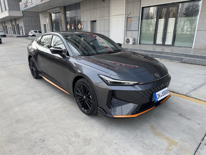 济宁25年长安汽车UNI3