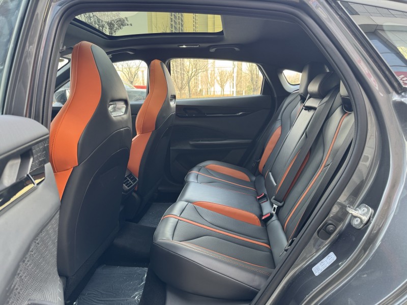 济宁25年长安汽车UNI6