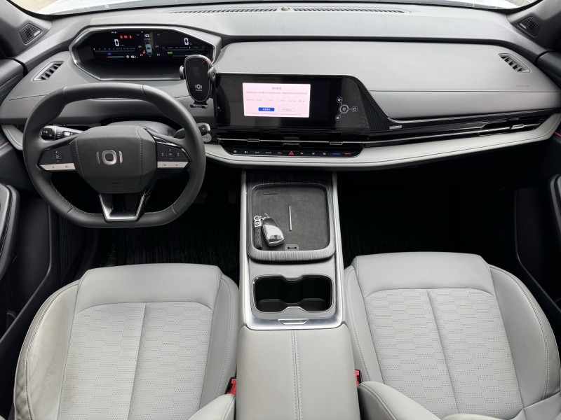 济宁25年长安汽车启源4